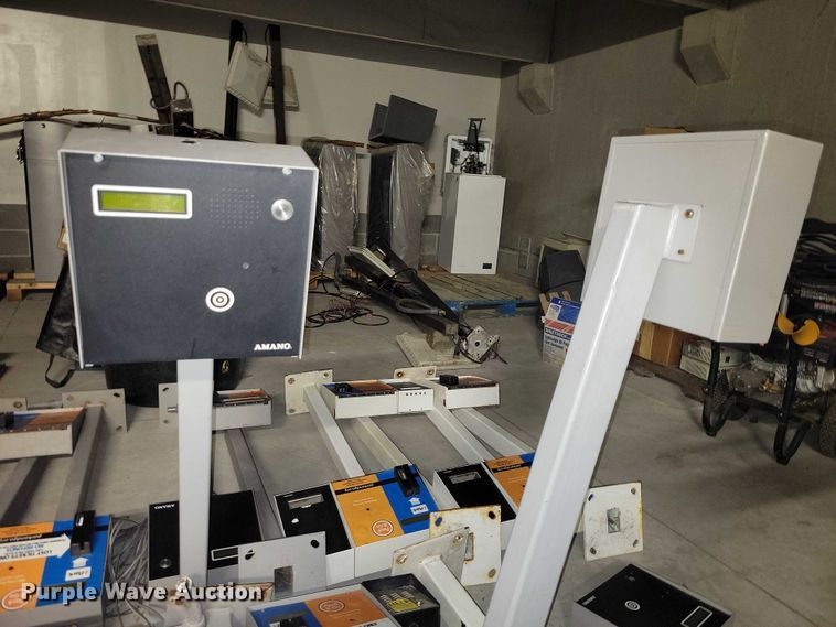 image for item DZ6532 Parking garage electronics