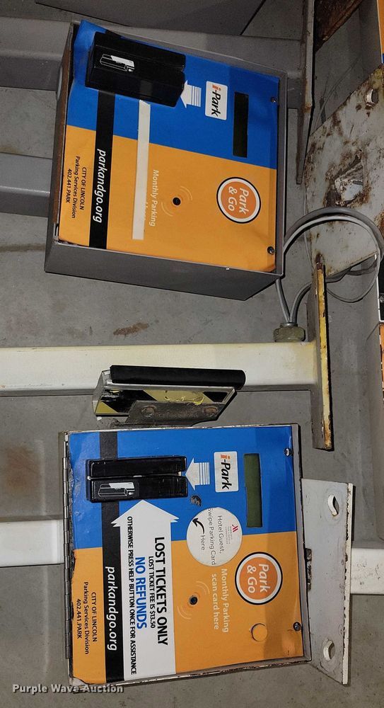 image for item DZ6532 Parking garage electronics