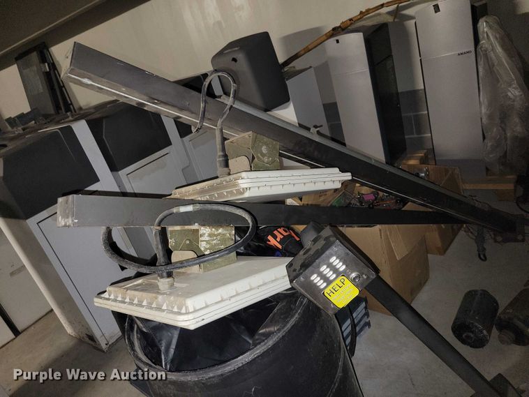 image for item DZ6532 Parking garage electronics