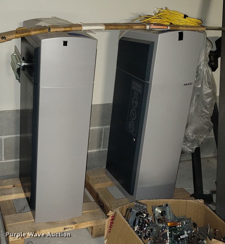 image for item DZ6533 (6) Amana parking garage gate machines