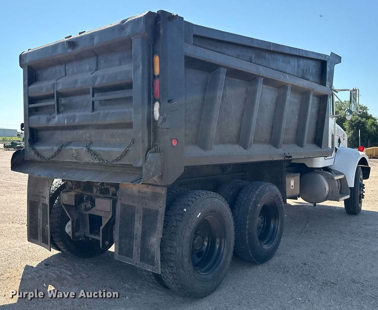 image for item DZ8762 2000 Peterbilt 330 dump truck