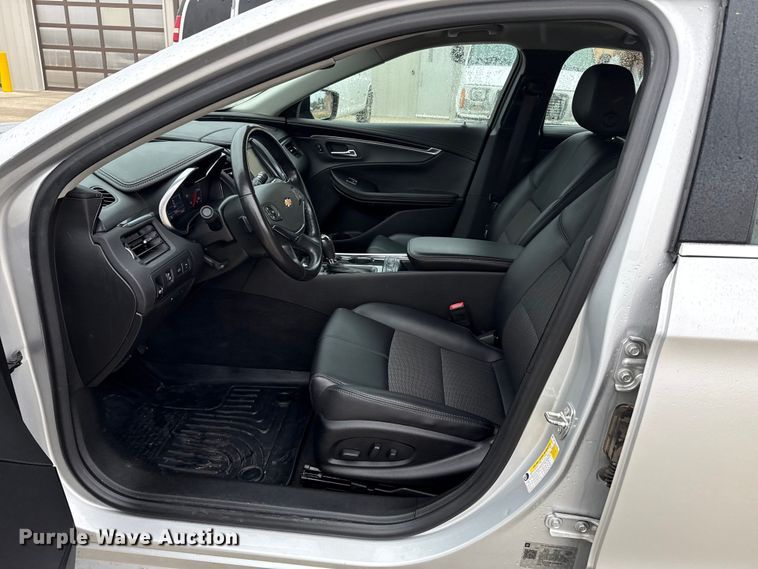 image for item DZ8945 2020 Chevrolet Impala LT 