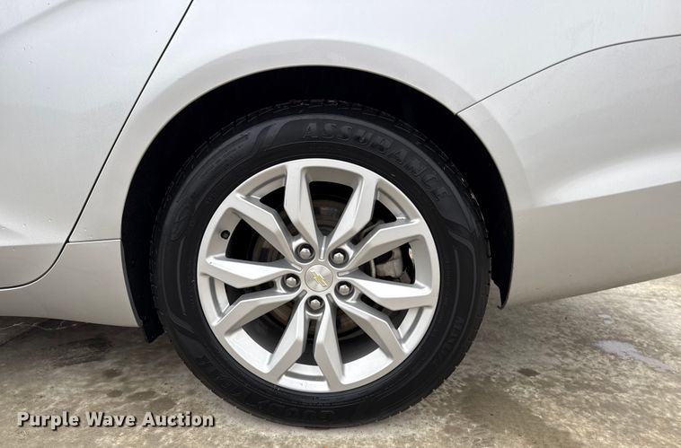 image for item DZ8945 2020 Chevrolet Impala LT 