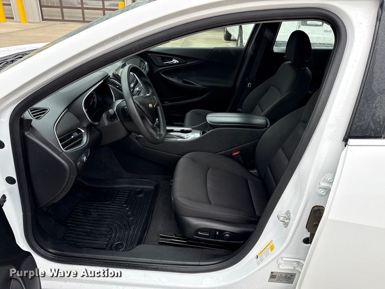 image for item DZ8946 2020 Chevrolet Malibu LT 