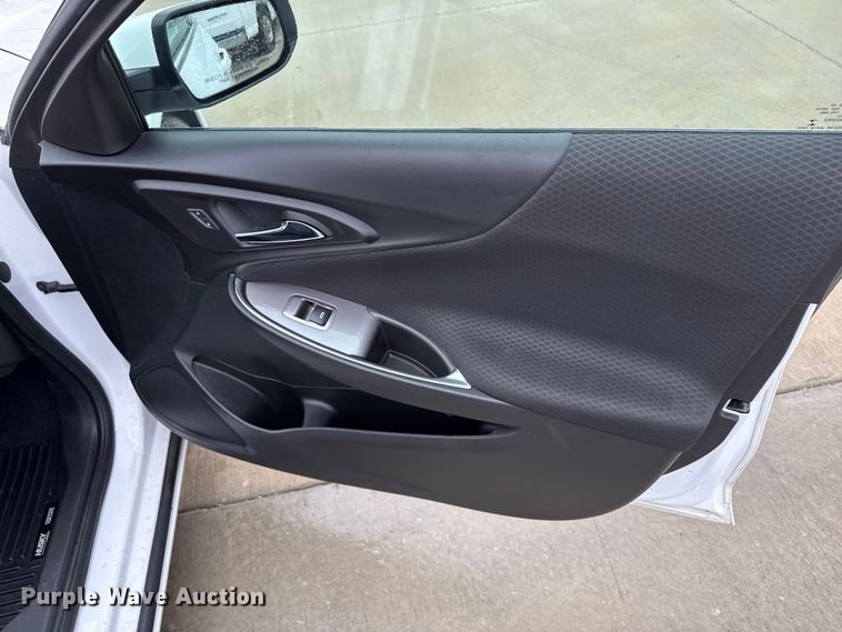 image for item DZ8946 2020 Chevrolet Malibu LT 