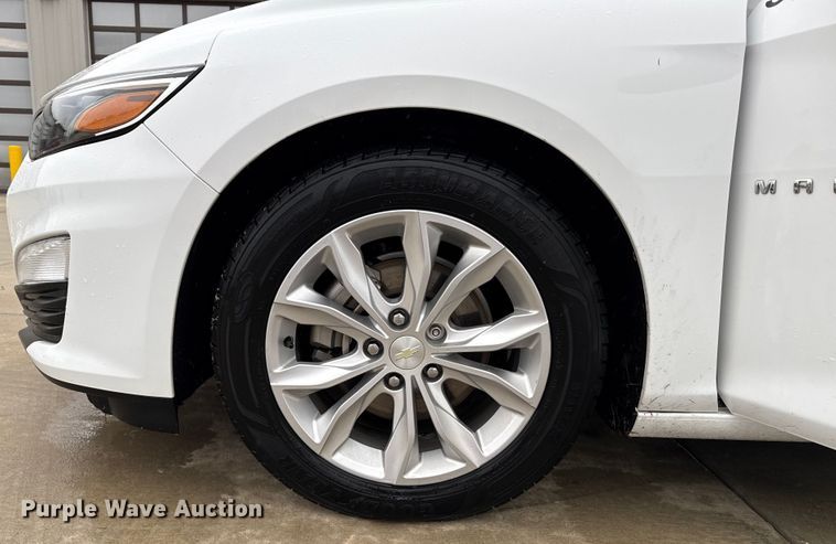 image for item DZ8946 2020 Chevrolet Malibu LT 