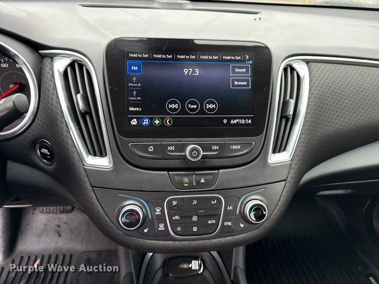 image for item DZ8947 2020 Chevrolet Malibu LT 