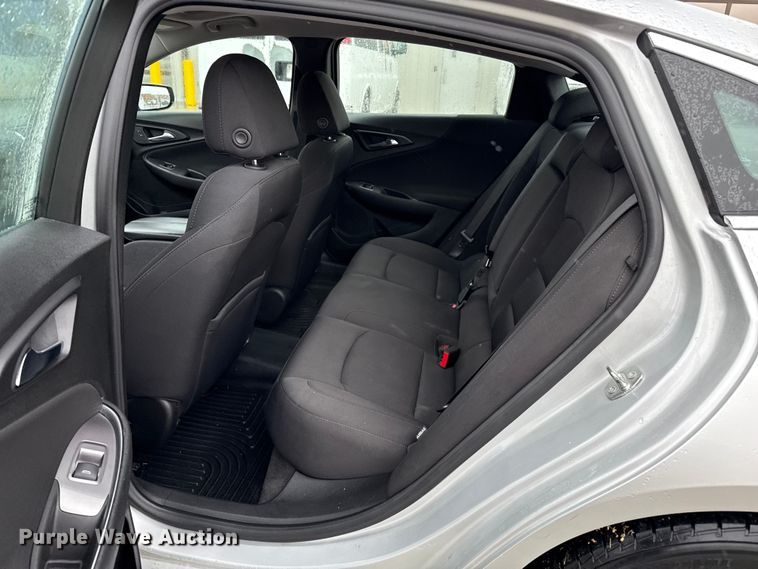 image for item DZ8947 2020 Chevrolet Malibu LT 