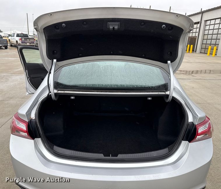 image for item DZ8947 2020 Chevrolet Malibu LT 