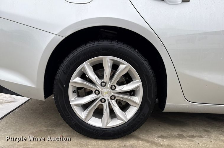 image for item DZ8947 2020 Chevrolet Malibu LT 