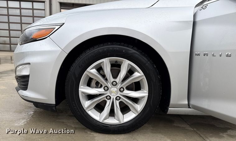 image for item DZ8947 2020 Chevrolet Malibu LT 