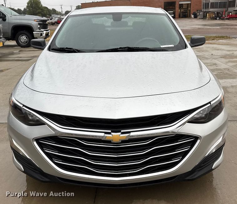 image for item DZ8948 2021 Chevrolet Malibu 