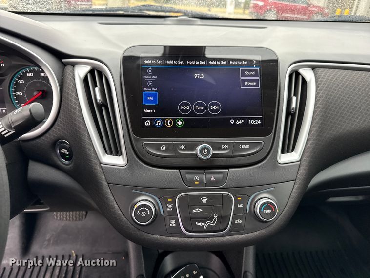 image for item DZ8948 2021 Chevrolet Malibu 