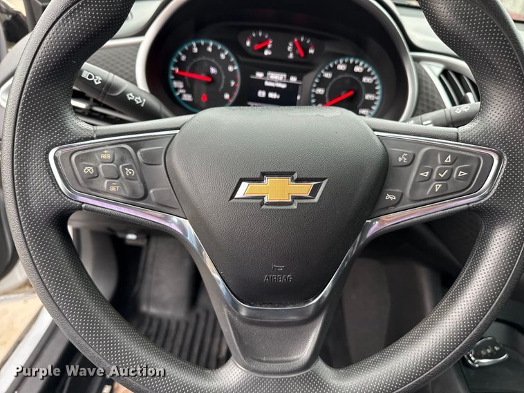 image for item DZ8948 2021 Chevrolet Malibu 