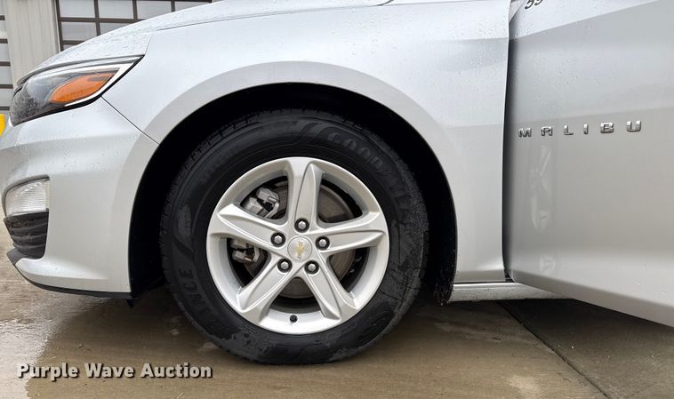 image for item DZ8948 2021 Chevrolet Malibu 