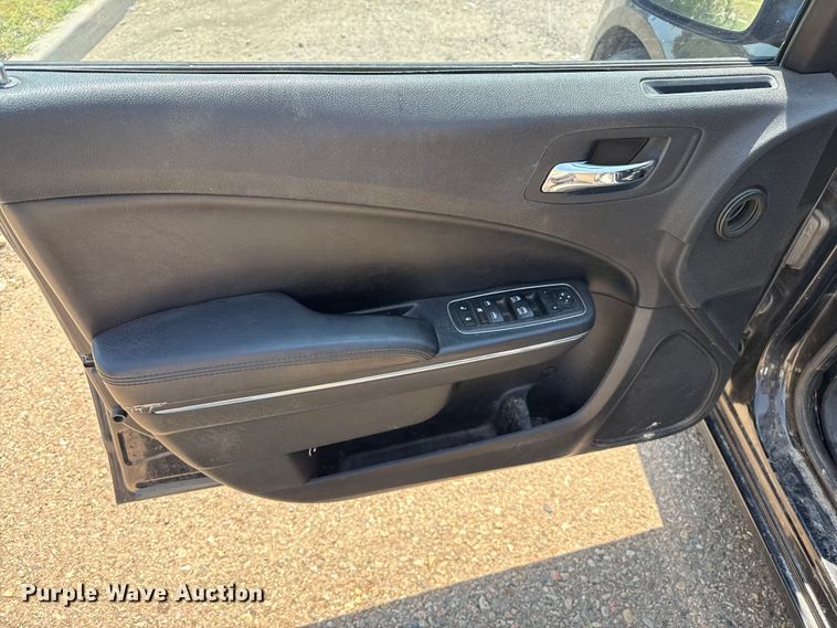 image for item DZ8970 2013 Dodge Charger Police 