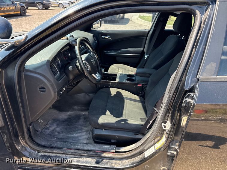 image for item DZ8970 2013 Dodge Charger Police 