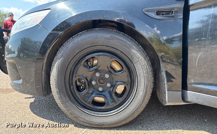 image for item DZ8971 2013 Ford Taurus Police 