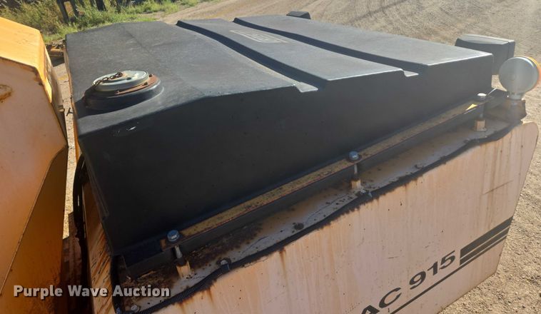 image for item EB1010 Roscoe Tru-Pac 915 pneumatic roller