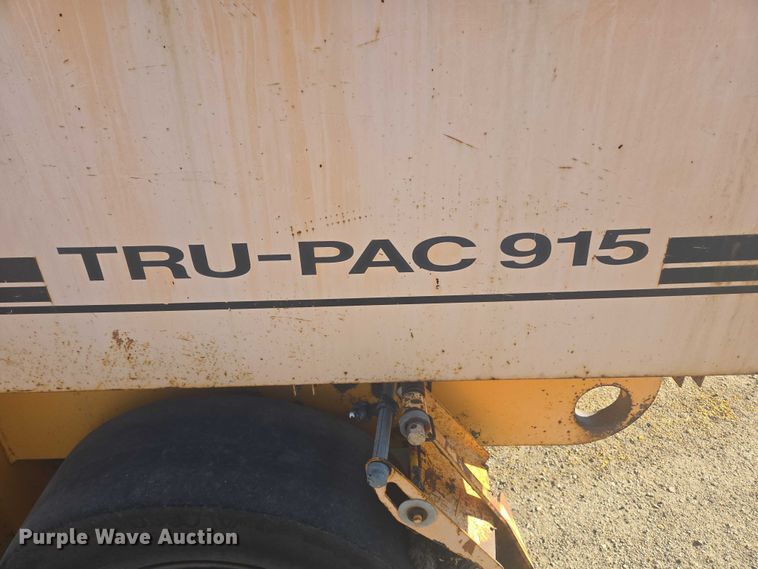 image for item EB1010 Roscoe Tru-Pac 915 pneumatic roller