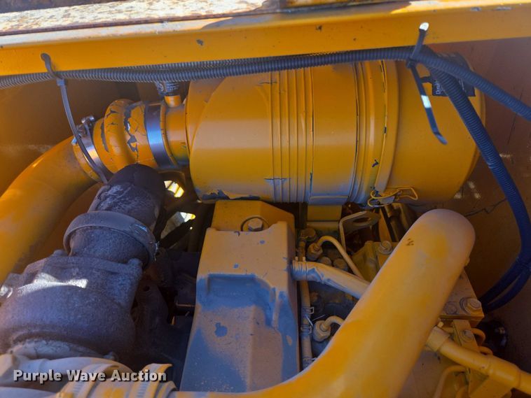 image for item EB1010 Roscoe Tru-Pac 915 pneumatic roller