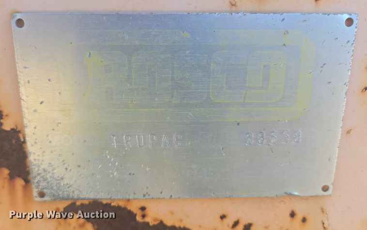 image for item EB1010 Roscoe Tru-Pac 915 pneumatic roller