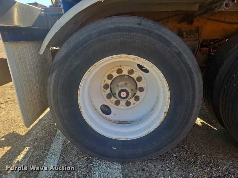 image for item EB1011 1989 Brenner tank trailer