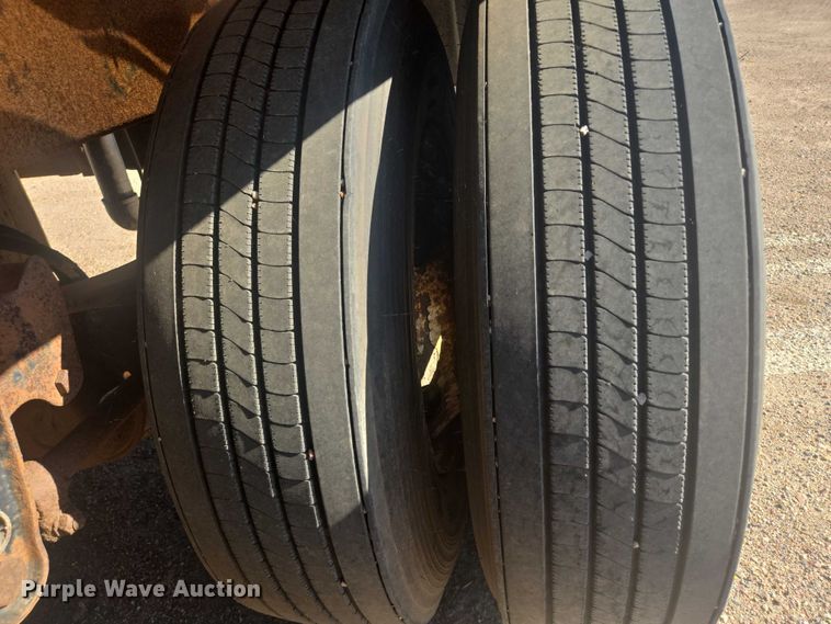 image for item EB1011 1989 Brenner tank trailer