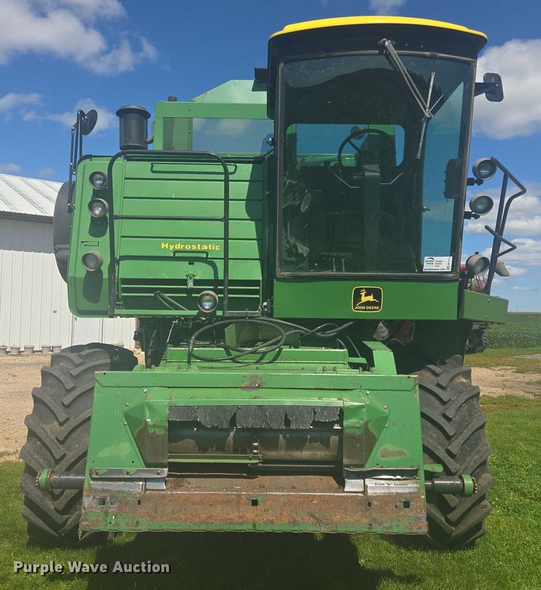 image for item EB1014 1983 John Deere Turbo 6620  combine