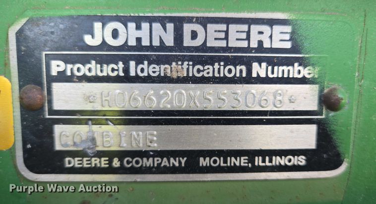image for item EB1014 1983 John Deere Turbo 6620  combine