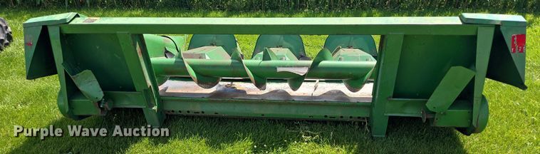 image for item EB1014 1983 John Deere Turbo 6620  combine