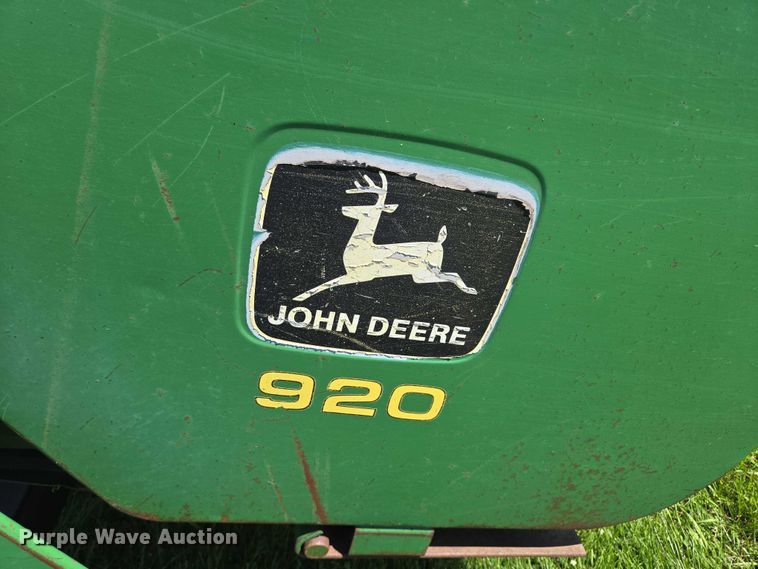 image for item EB1014 1983 John Deere Turbo 6620  combine