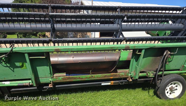 image for item EB1014 1983 John Deere Turbo 6620  combine