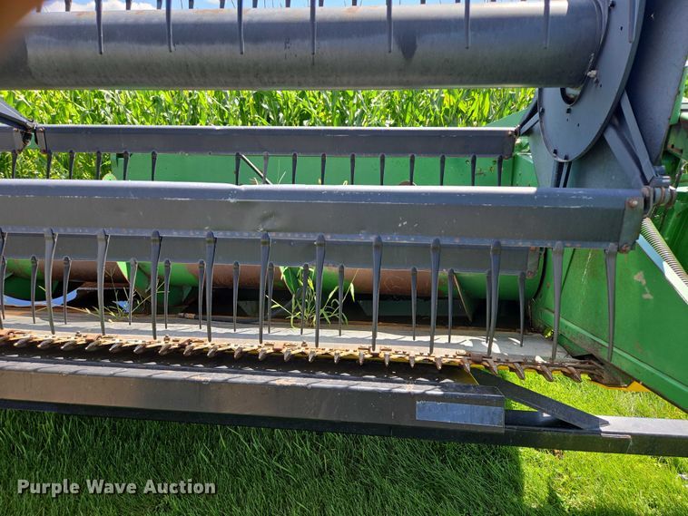 image for item EB1014 1983 John Deere Turbo 6620  combine