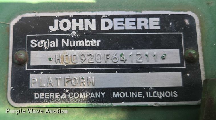 image for item EB1014 1983 John Deere Turbo 6620  combine