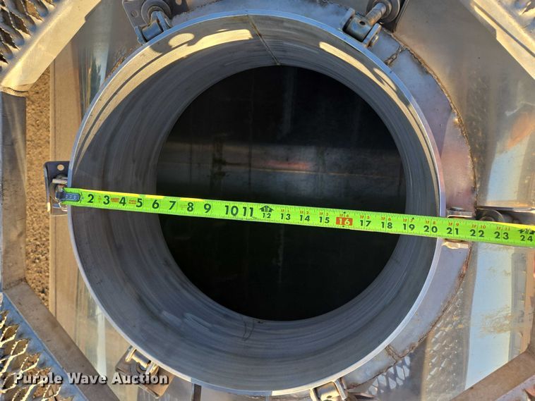 image for item EB1017 1992 Walker tank trailer