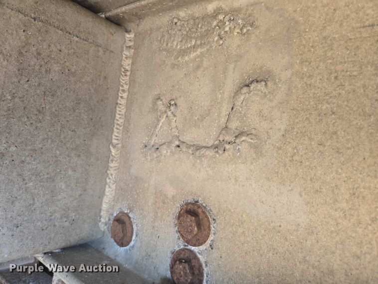 image for item EB1017 1992 Walker tank trailer