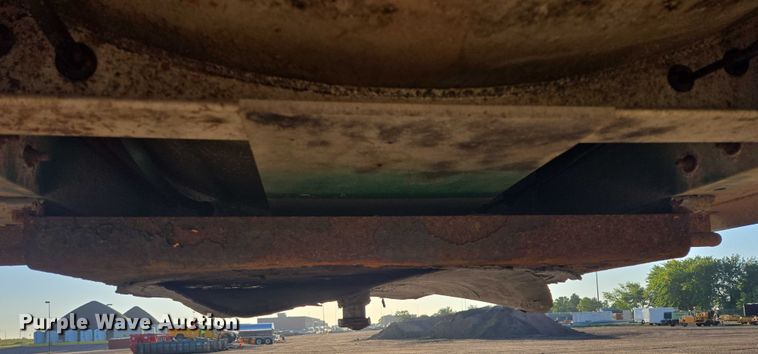 image for item EB1017 1992 Walker tank trailer