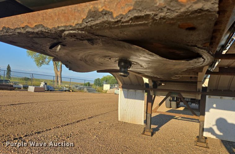 image for item EB1017 1992 Walker tank trailer