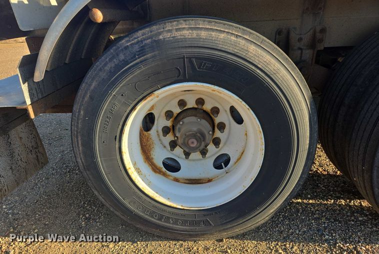 image for item EB1017 1992 Walker tank trailer