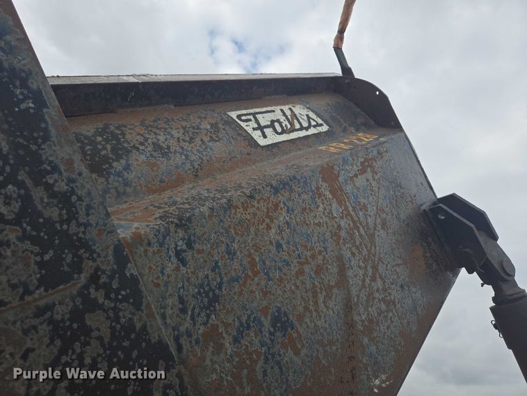 image for item EB1019 2000 Komatsu GD650A motor grader