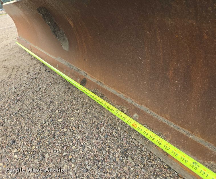 image for item EB1019 2000 Komatsu GD650A motor grader