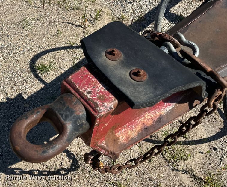 image for item EB2905 1994 Clement end dump pup trailer