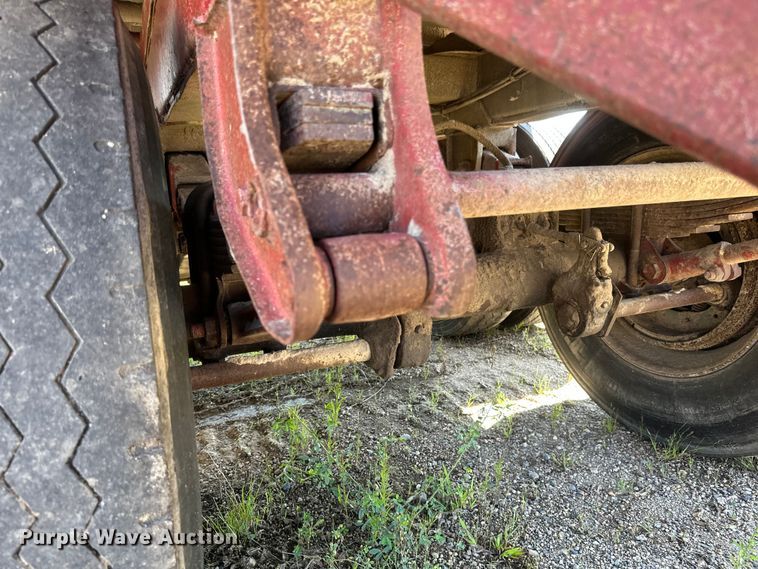 image for item EB2905 1994 Clement end dump pup trailer