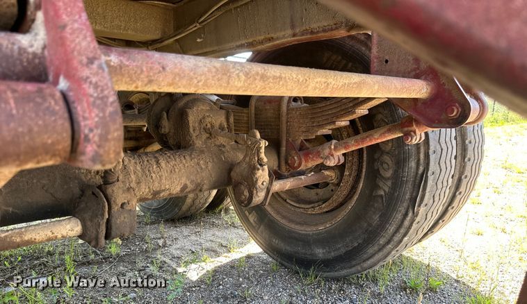 image for item EB2905 1994 Clement end dump pup trailer