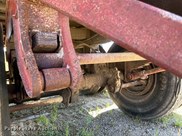 image for item EB2905 1994 Clement end dump pup trailer