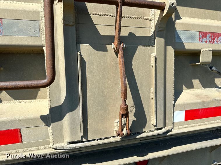 image for item EB2905 1994 Clement end dump pup trailer