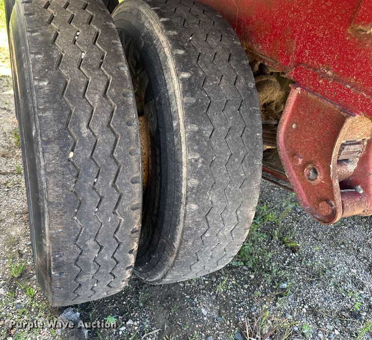 image for item EB2905 1994 Clement end dump pup trailer