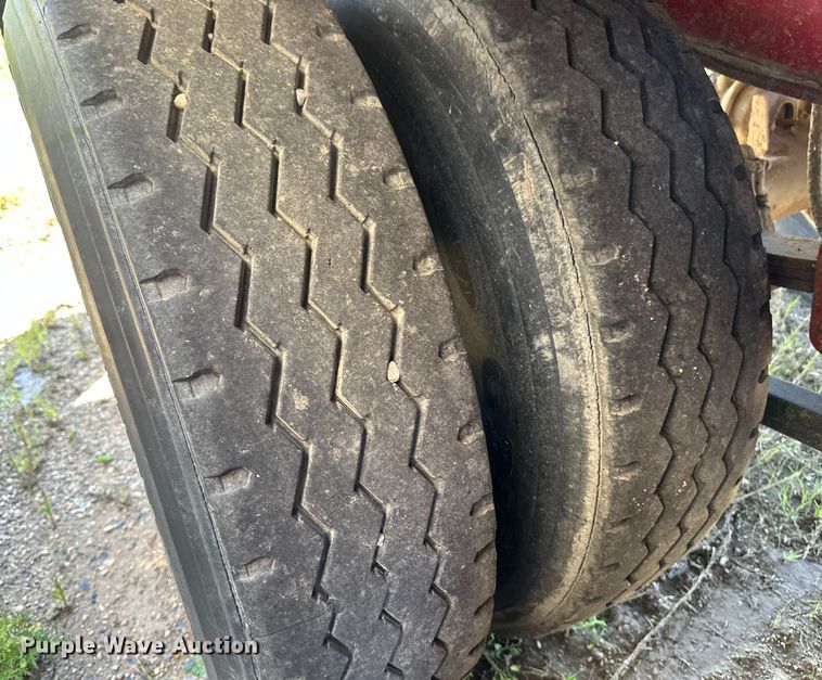 image for item EB2905 1994 Clement end dump pup trailer