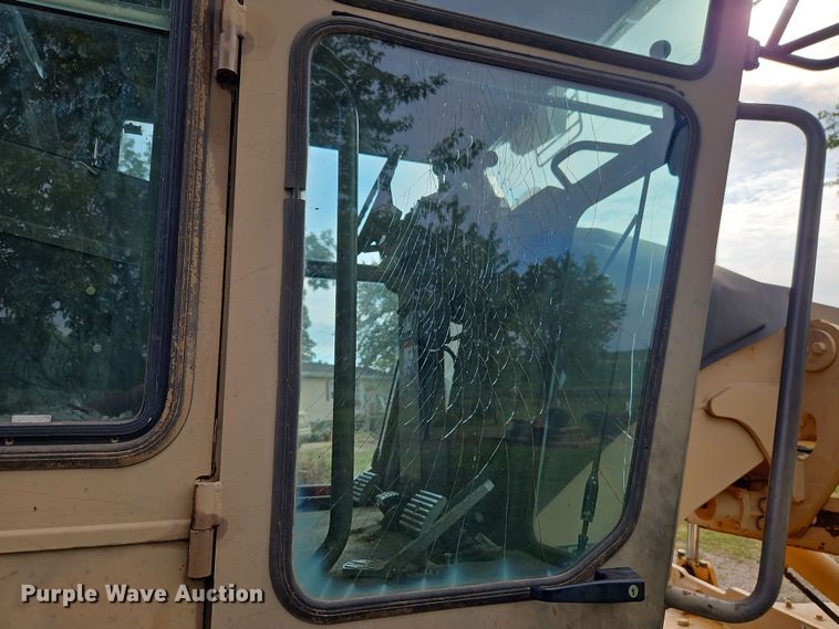 image for item EB8271 2000 Champion 720A VHP motor grader